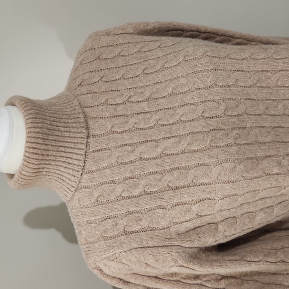 Jessica Simpson Tan Cropped Turtleneck Sweater. Size Jr's. L - Picture 2 of 8